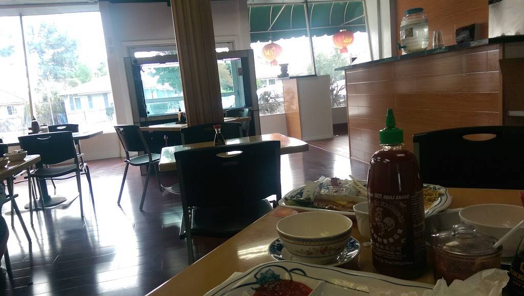 Egg Roll Express | restaurant | 2397 E Washington Blvd, Pasadena, CA 91104, USA | 6267912398 OR +1 626-791-2398