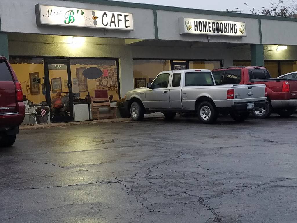 Miss Bs Cafe | restaurant | 1006 S Metcalf Rd, Louisburg, KS 66053, USA | 9138375974 OR +1 913-837-5974