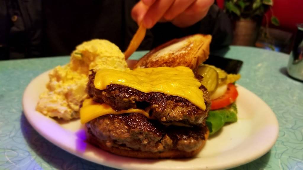 Orphan Andys | restaurant | 3991 17th St, San Francisco, CA 94114, USA | 4158649795 OR +1 415-864-9795