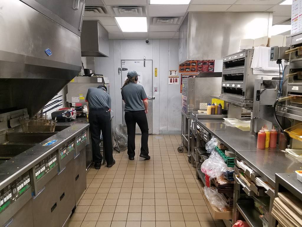 Burger King | restaurant | 4496 Sugar Maple Dr, Hermantown, MN 55811, USA | 2187299517 OR +1 218-729-9517