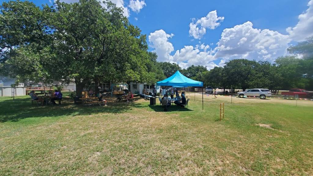 MJs Back Porch | restaurant | 402 N College Ave, Eastland, TX 76448, USA | 2546319026 OR +1 254-631-9026