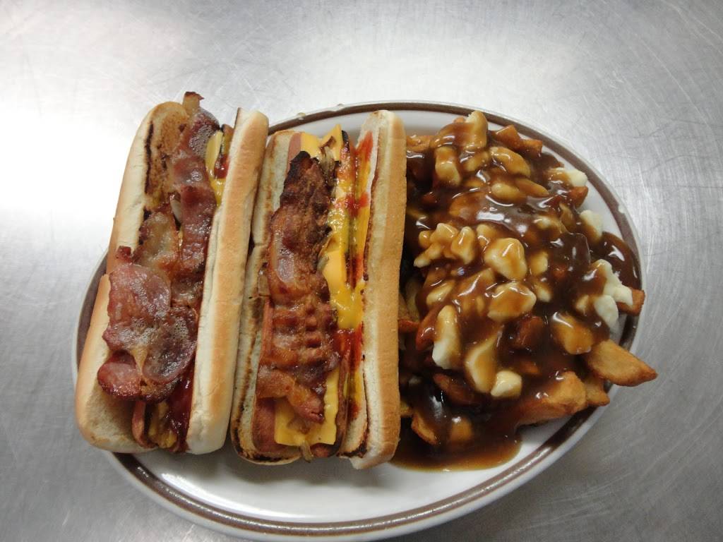 Casse-Croûte La Patata Glacée | restaurant | 9 Boulevard de Lucerne, Gatineau, QC J9H 1L8, Canada | 8193324400 OR +1 819-332-4400