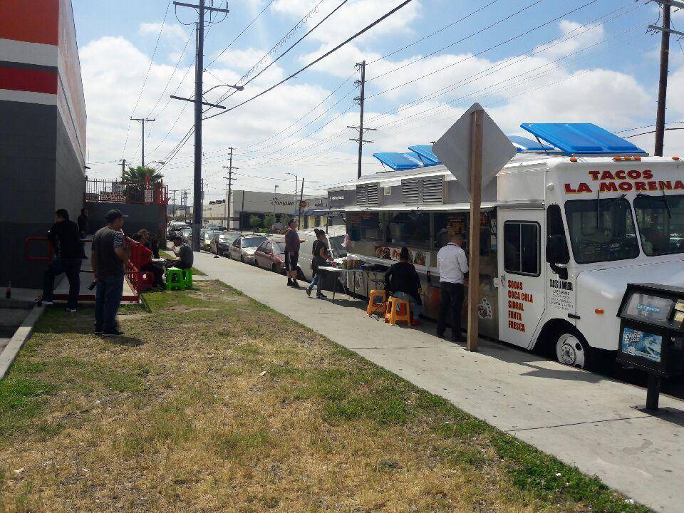 Tacos la morena estilo tecoman colima | restaurant | 5852-5858 S Central Ave, Los Angeles, CA 90001, USA | 6024913775 OR +1 602-491-3775