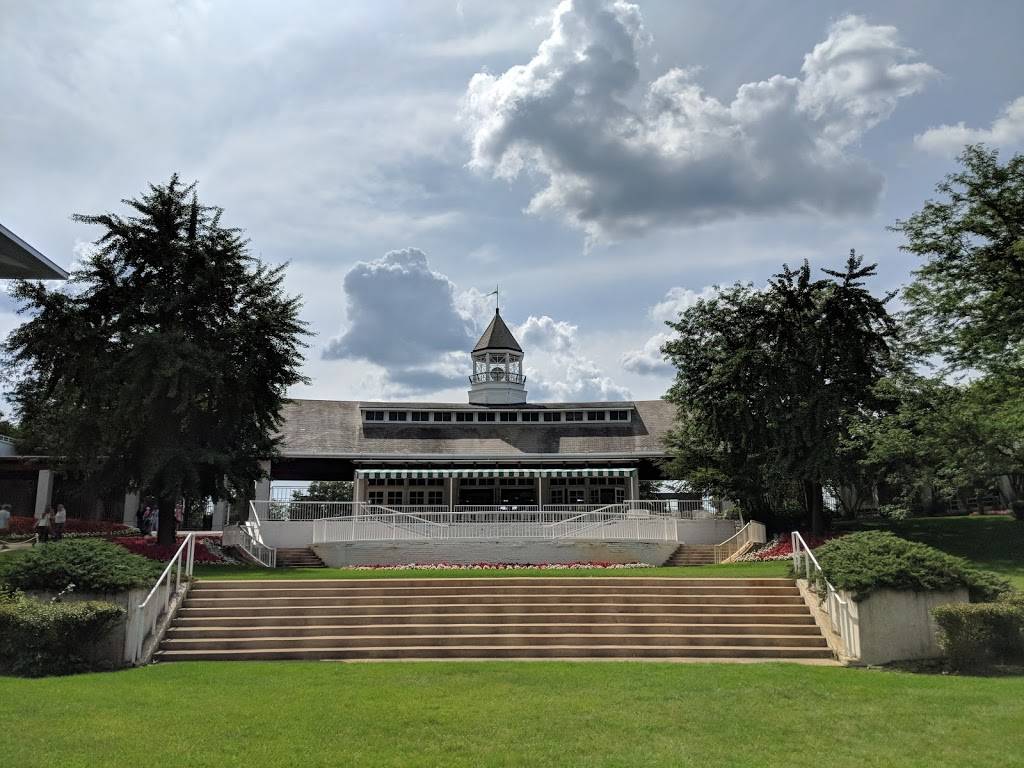 Arlington International Racecourse | restaurant | 2200 Euclid Ave, Arlington Heights, IL 60005, USA | 8473857500 OR +1 847-385-7500