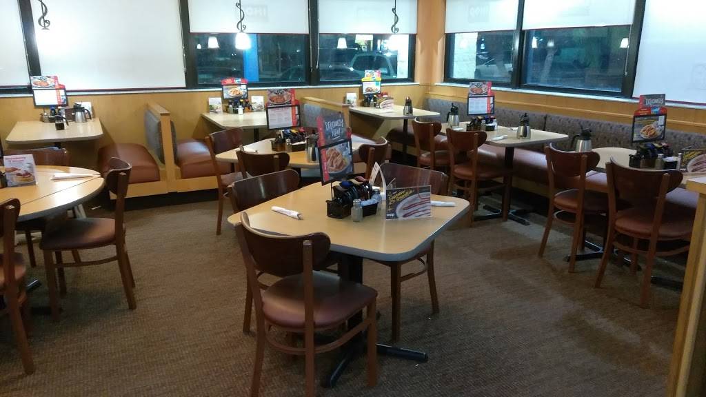 IHOP | restaurant | 7450 NW 186th St, Miami Gardens, FL 33015, USA | 3058259966 OR +1 305-825-9966