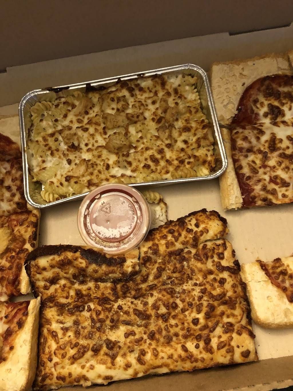 Pizza Hut | restaurant | 4719 W Gate City Blvd D, Greensboro, NC 27407, USA | 3362995504 OR +1 336-299-5504