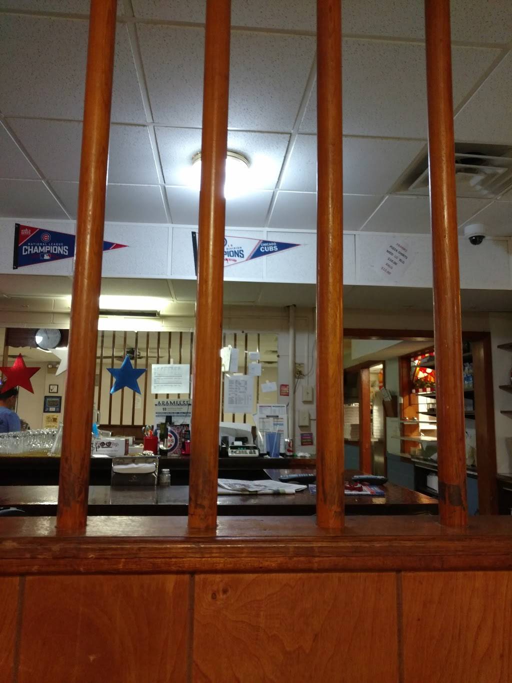 Franks Club Napoli | restaurant | 711 1st Ave, Silvis, IL 61282, USA | 3097559324 OR +1 309-755-9324