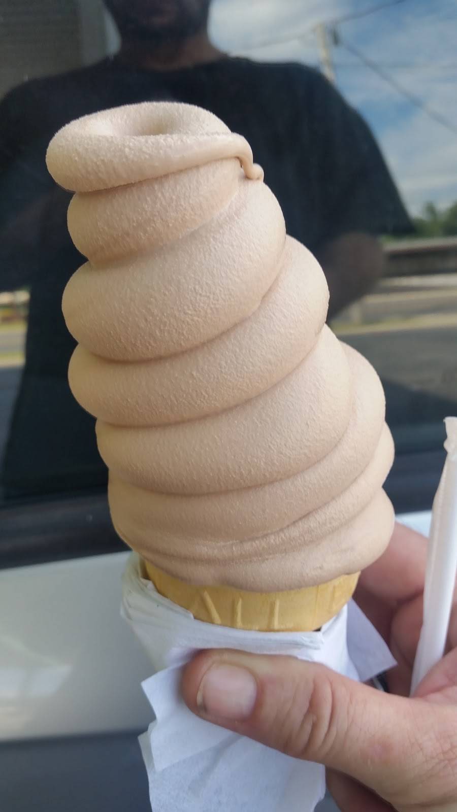 Bobs Drive-In Restaurant | restaurant | 2429 Bridge St, Paducah, KY 42003, USA | 2704436493 OR +1 270-443-6493