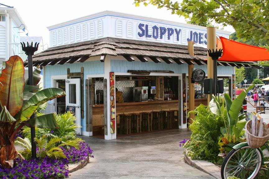 The Keys | restaurant | 227 Bayview Ave, Put-In-Bay, OH 43456, USA | 4192855397 OR +1 419-285-5397