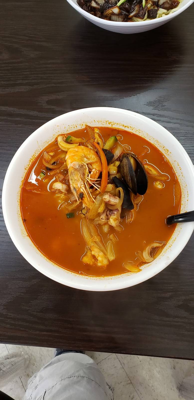 WOW WA | restaurant | 12565 E Carson St, Hawaiian Gardens, CA 90716, USA | 7147598314 OR +1 714-759-8314