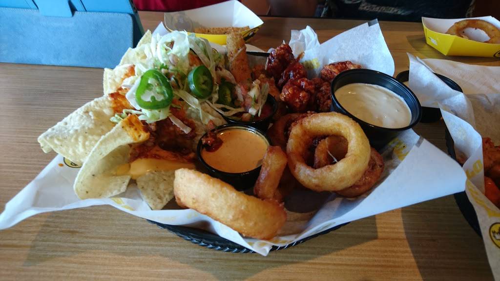 Buffalo Wild Wings | restaurant | 12511 FL-535, Orlando, FL 32836, USA | 4078270444 OR +1 407-827-0444