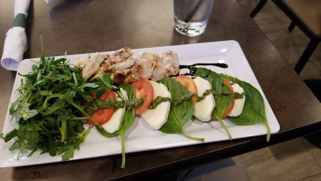 Andiamo | restaurant | Detroit Metropolitan Wayne County Airport (DTW), Worldgateway Pl, Detroit, MI 48242, USA | 7349419330 OR +1 734-941-9330