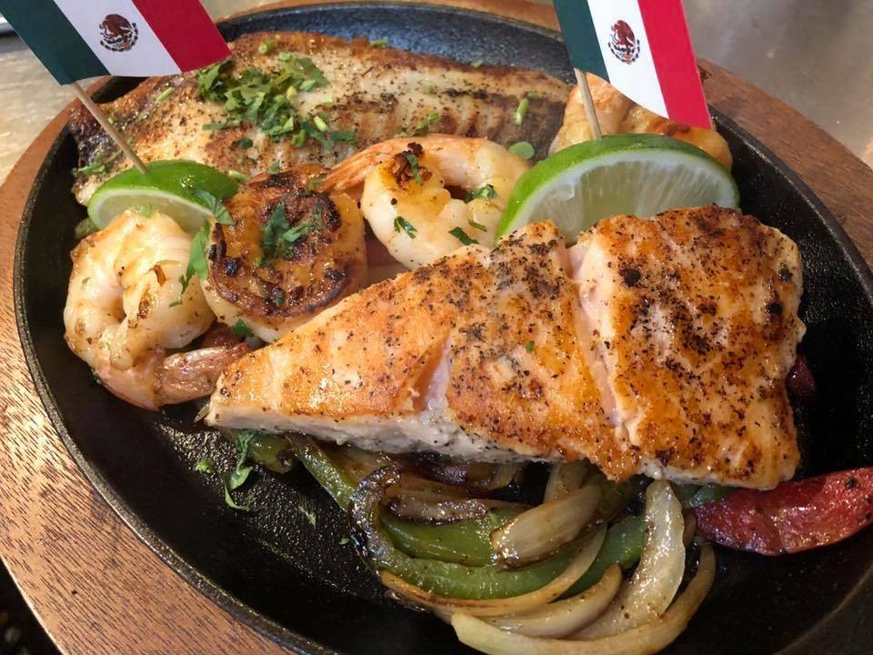 La Patrona Restaurant | restaurant | 812 E 149th St, Bronx, NY 10455, USA | 7184016000 OR +1 718-401-6000