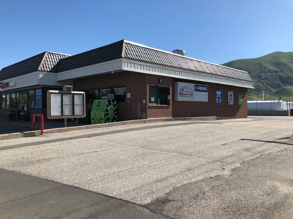 Hyrum Chevron | restaurant | 35 N 800 E, Hyrum, UT 84319, USA | 4352456018 OR +1 435-245-6018
