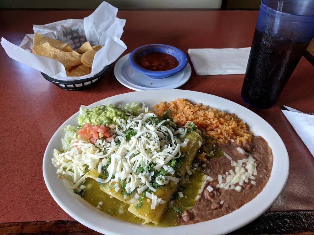 The Copper Coyote | restaurant | 630 E Young Ave, Warrensburg, MO 64093, USA | 6604294474 OR +1 660-429-4474