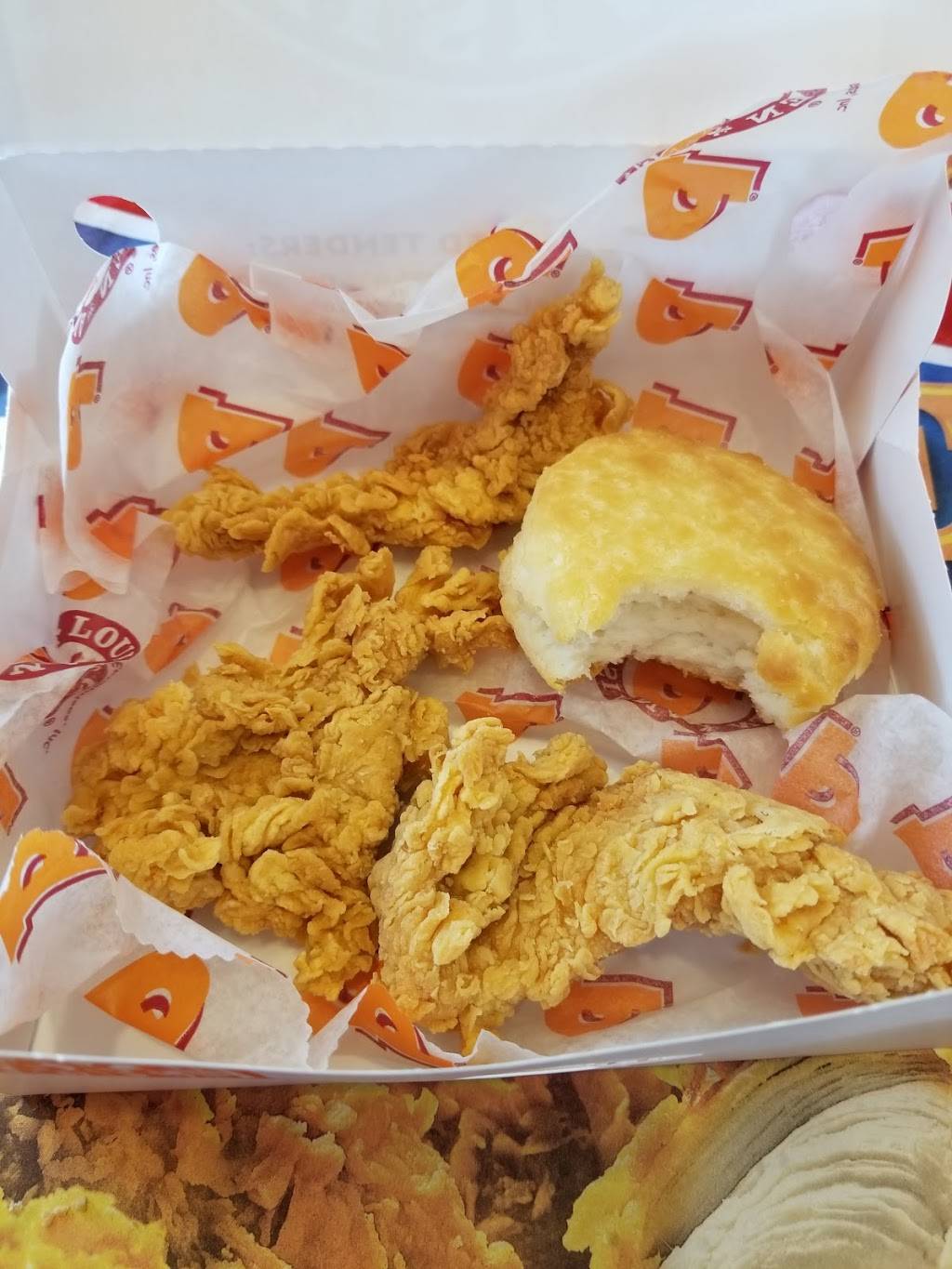 Popeyes Louisiana Kitchen | restaurant | 2600 W 12th St, Erie, PA 16505, USA | 8145285481 OR +1 814-528-5481