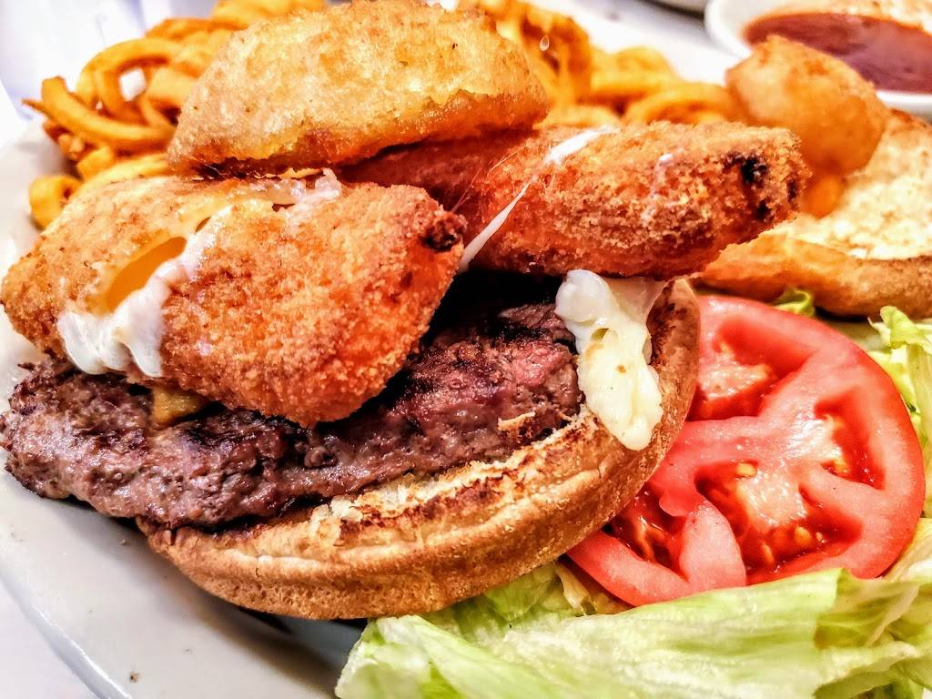 Hicksville Diner | restaurant | 495 E Old Country Rd, Hicksville, NY 11801, USA | 5169333777 OR +1 516-933-3777