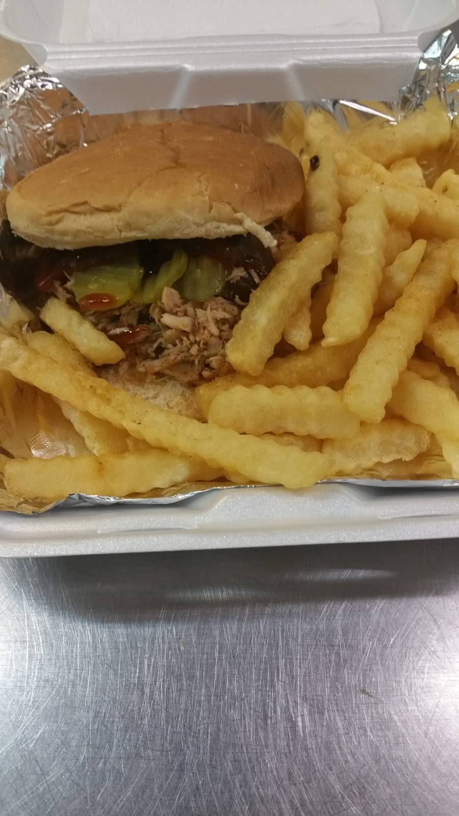 Freeman Fish & Burgers | restaurant | 849 Wakefield St #2442, Lewisburg, TN 37091, USA | 9313598700 OR +1 931-359-8700