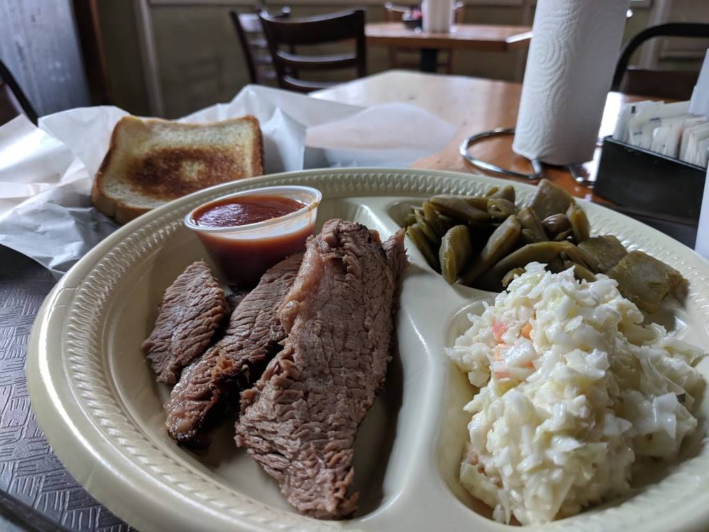 Buffalo Creek BBQ | restaurant | 402 W Henderson St, Cleburne, TX 76033, USA | 8176456950 OR +1 817-645-6950