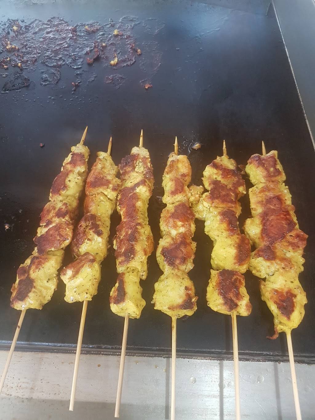 Montfort | restaurant | 424 S Service Rd, Grimsby, ON L3M 4E8, Canada | 9059454865 OR +1 905-945-4865