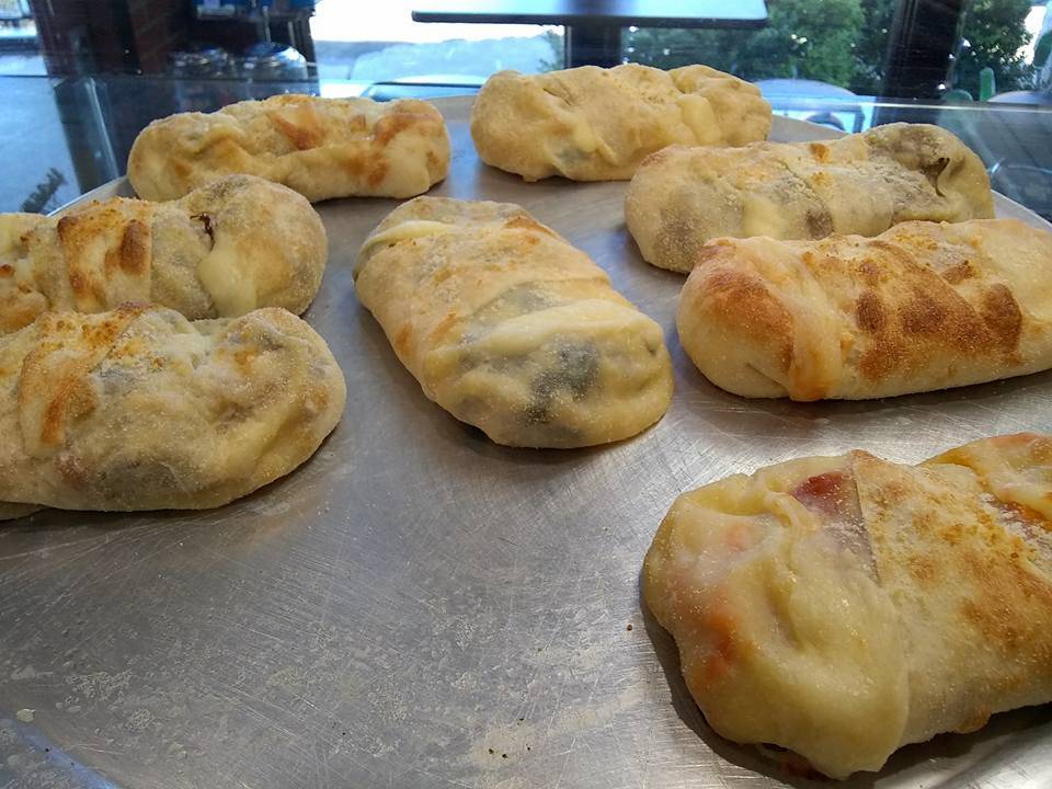 Mamma Mia Pizzeria | restaurant | 90 NJ-23 #6, Hamburg, NJ 07419, USA | 9738278887 OR +1 973-827-8887