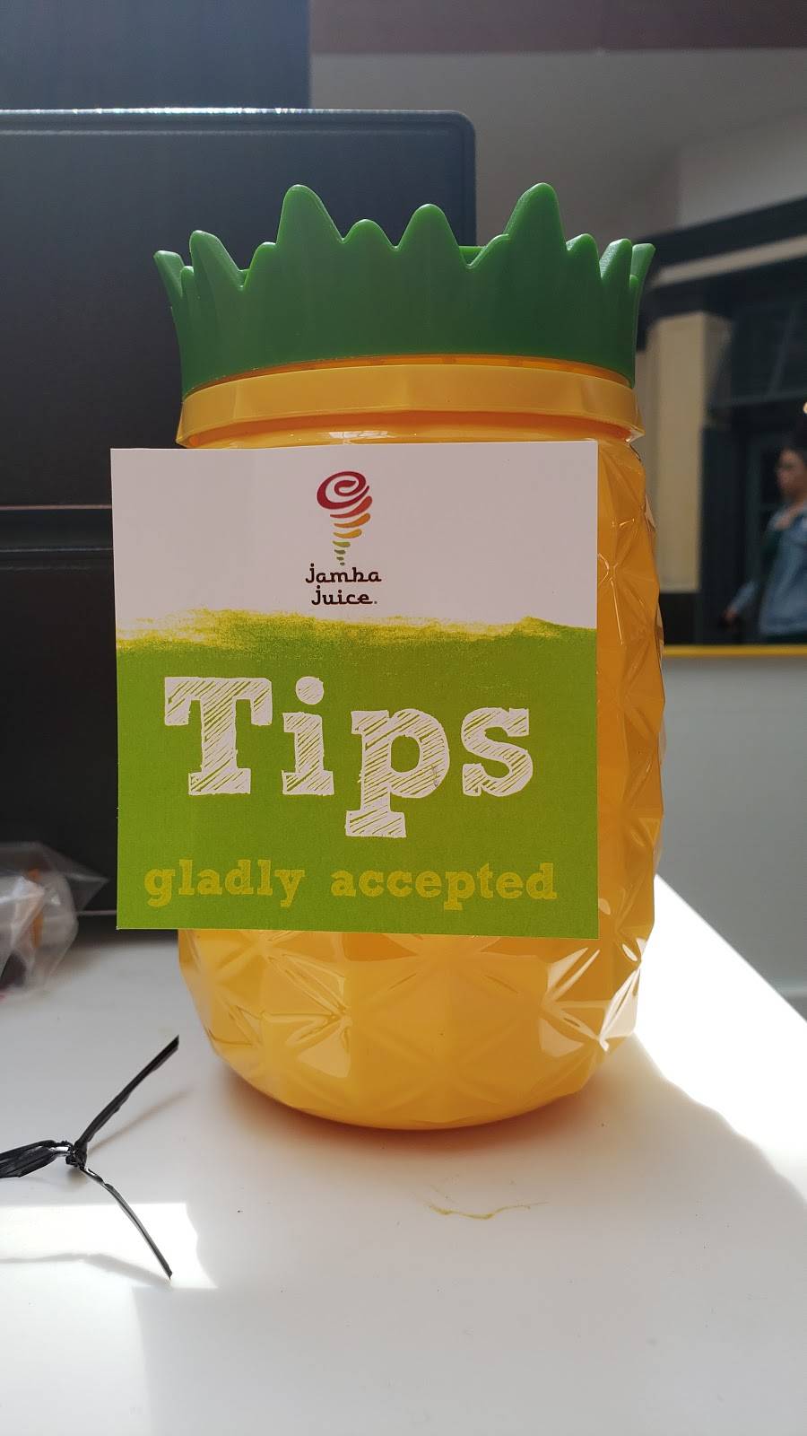 Jamba | restaurant | 2002 Annapolis Mall Rd Kiosk #9016, Annapolis, MD 21401, USA | 4105715037 OR +1 410-571-5037