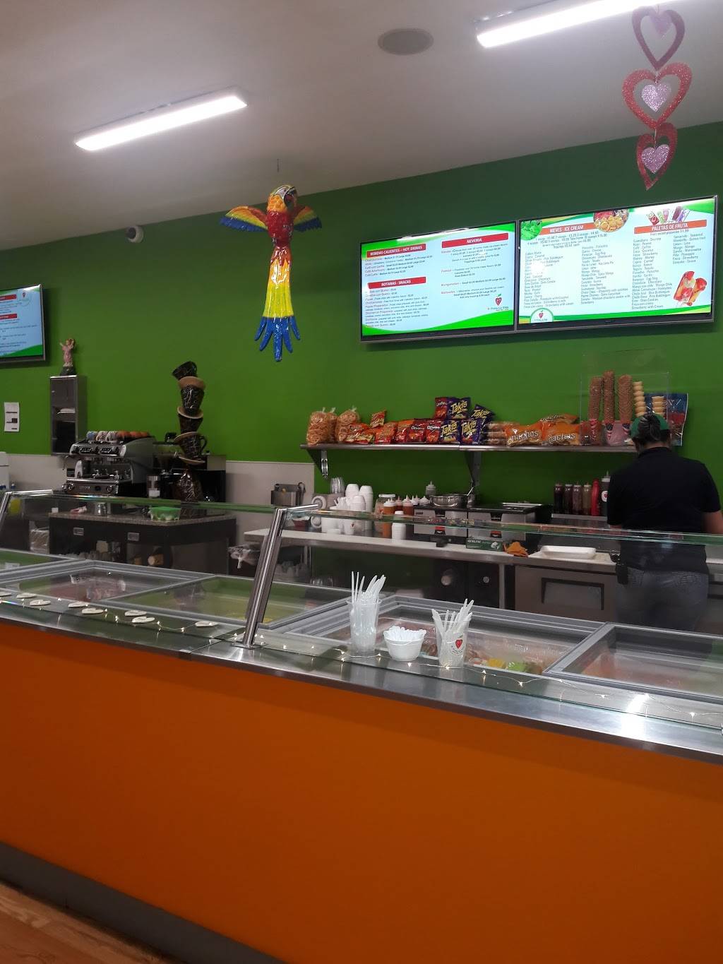 DFruta La Vida | restaurant | 3739 W Fullerton Ave, Chicago, IL 60647, USA | 7739057155 OR +1 773-905-7155