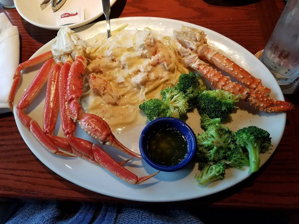 Red Lobster | restaurant | 4381 Venture Dr, Peru, IL 61354, USA | 8152238571 OR +1 815-223-8571