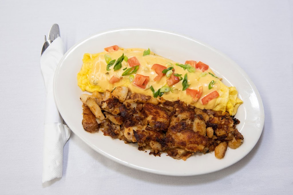 The Ugly Rooster Cafe | restaurant | 2476 U.S. 9, Malta, NY 12020, USA | 5188995099 OR +1 518-899-5099