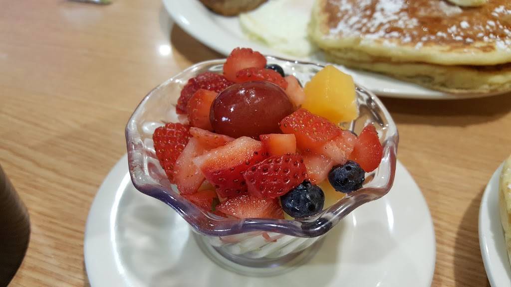 Eggs Up Grill | restaurant | 805 W Wade Hampton Blvd, Greer, SC 29650, USA | 8644790566 OR +1 864-479-0566