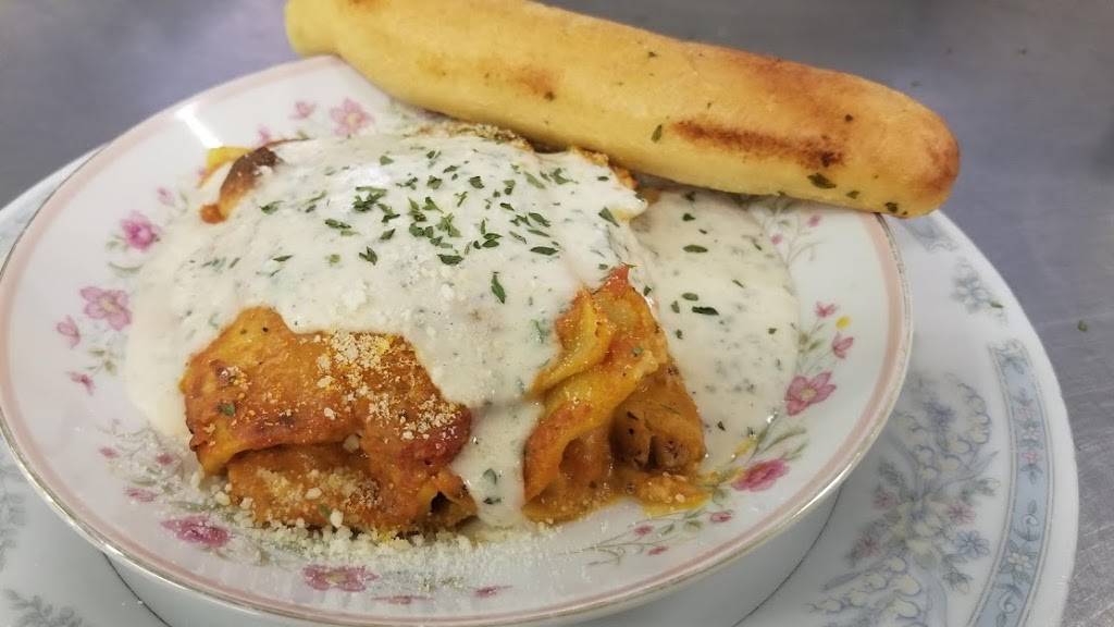 River House Cafe | restaurant | 179 Marine St, St. Augustine, FL 32084, USA | 9043342848 OR +1 904-334-2848