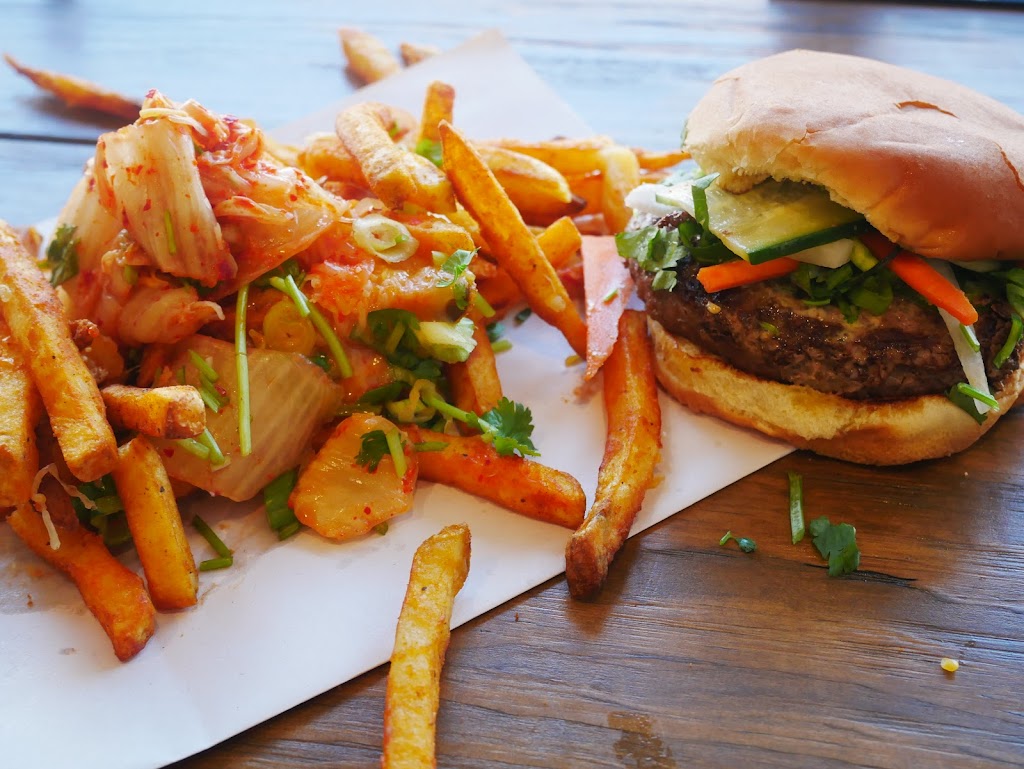 Lees Sandwiches & Sweets | restaurant | 971 Arcade St, St Paul, MN 55106, USA | 6512074345 OR +1 651-207-4345