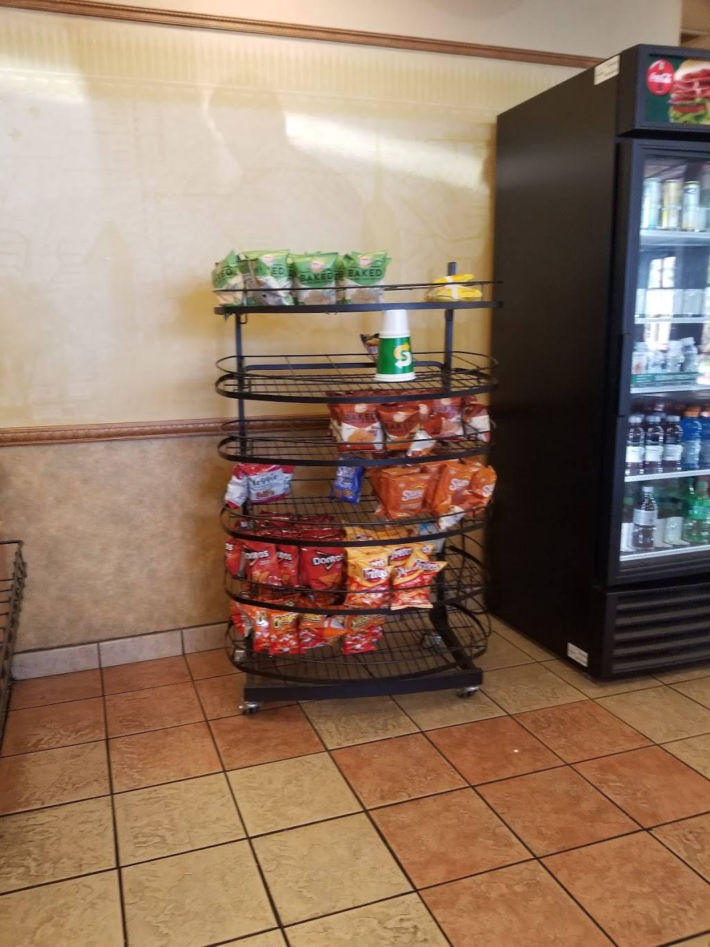 Subway Restaurants | restaurant | 4233 McCullough Ave, San Antonio, TX 78212, USA | 2108266215 OR +1 210-826-6215