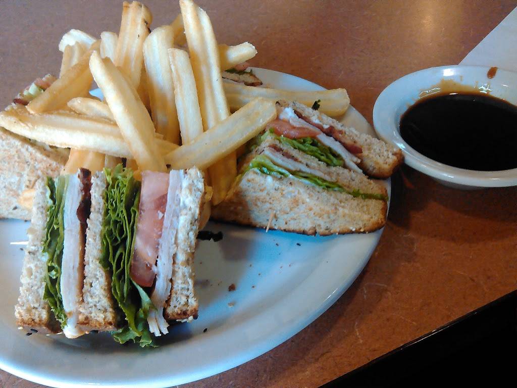 Dennys | restaurant | 2700 N Interstate Hwy 35, Round Rock, TX 78681, USA | 5122387705 OR +1 512-238-7705