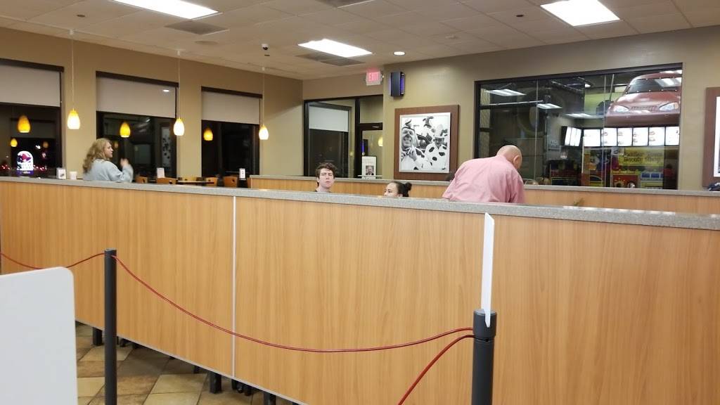 Chick-fil-A | restaurant | 2509 Mountaineer Blvd, Charleston, WV 25309, USA | 3042055829 OR +1 304-205-5829