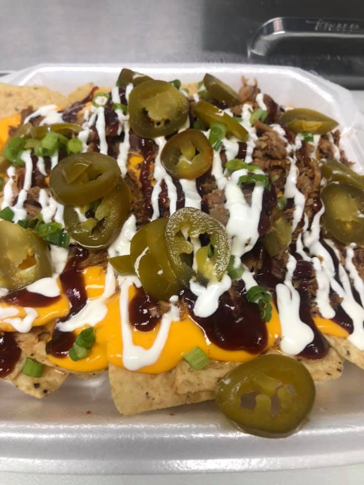 Daves BBQ & Smokehouse | restaurant | W Main St, West Frankfort, IL 62896, USA | 6183700600 OR +1 618-370-0600