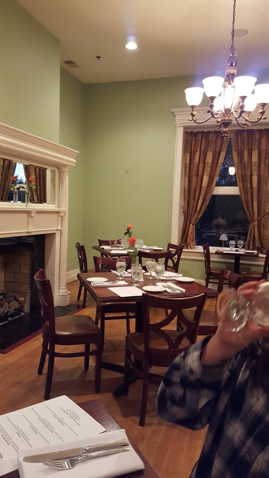 The Miller House | restaurant | 301 E 5th St, Owensboro, KY 42303, USA | 2706855878 OR +1 270-685-5878