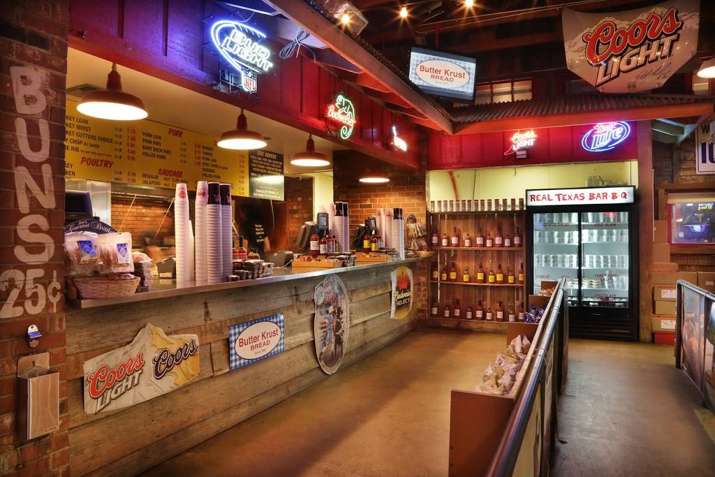 Rudys "Country Store" and Bar-B-Q | restaurant | 844 TX-337 Loop, New Braunfels, TX 78130, USA | 8306093337 OR +1 830-609-3337