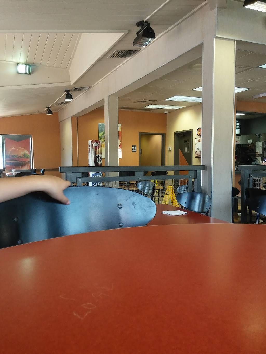 Jack in the Box | restaurant | 4968 E Kings Canyon Rd, Fresno, CA 93727, USA | 5592515070 OR +1 559-251-5070