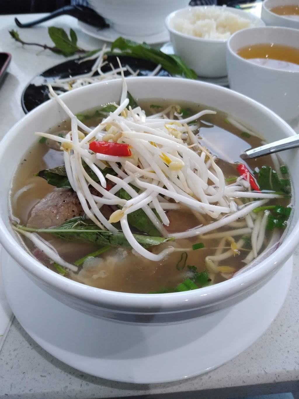 Pho Lang Van | restaurant | 958 St Clair Ave W, Toronto, ON M6E 1A1, Canada | 4166589989 OR +1 416-658-9989
