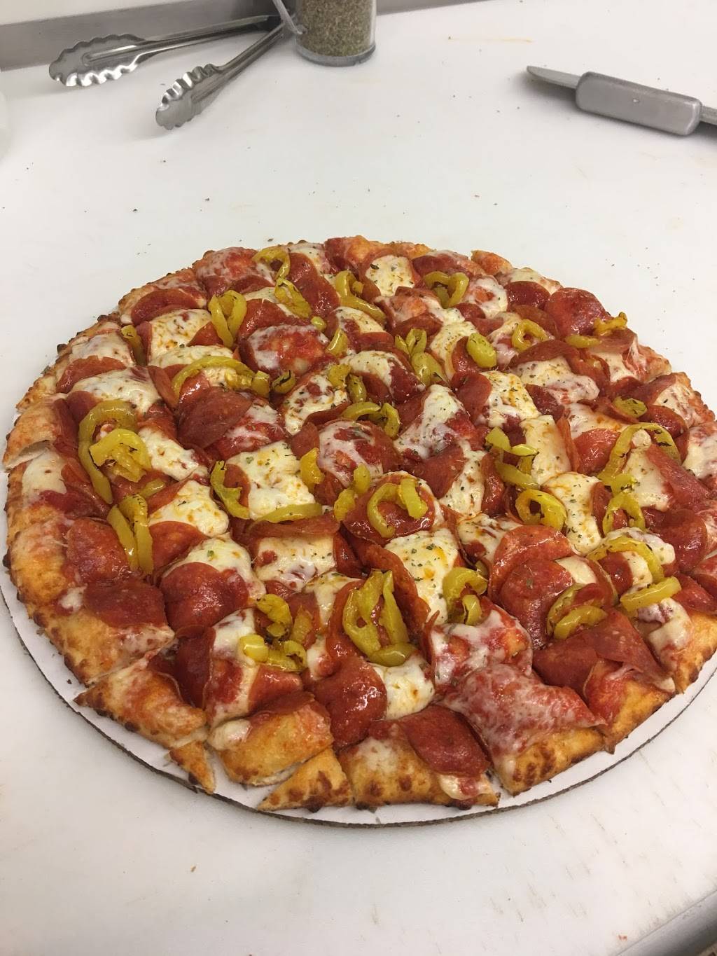 East Side Pizza | restaurant | 2418 E 3rd St, Dayton, OH 45403, USA | 9379499971 OR +1 937-949-9971