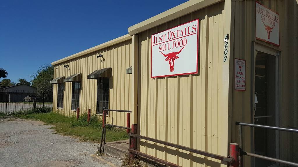 Just Oxtails Soul Food | restaurant | 4207 Reed Rd, Houston, TX 77051, USA | 7137338111 OR +1 713-733-8111