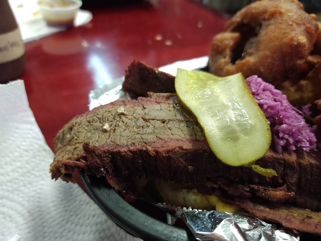 Bus Stop Kitchen | restaurant | 3674 E 2603rd Rd, Sheridan, IL 60551, USA | 8158261676 OR +1 815-826-1676