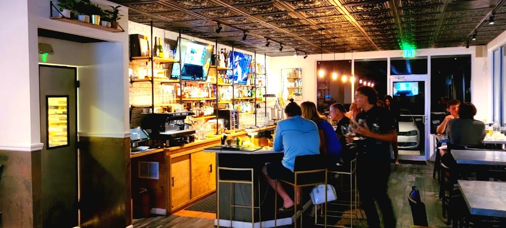 District South Kitchen & Craft | restaurant | 3301 S Dale Mabry Hwy, Tampa, FL 33629, USA | 8139998025 OR +1 813-999-8025