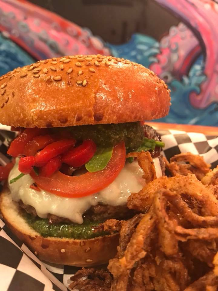 Port City Burgers and Brews | restaurant | 11 Market St, Wilmington, NC 28401, USA | 9107690755 OR +1 910-769-0755