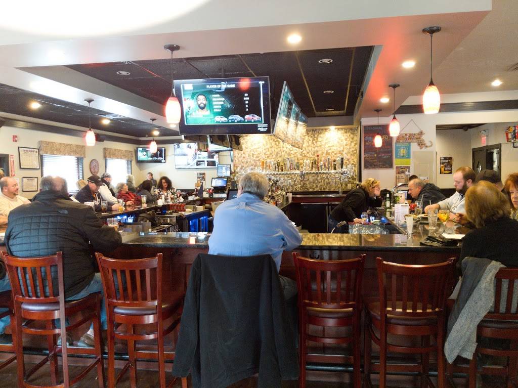 Jamies Grill & Pub | restaurant | 63 Columbian St, Braintree, MA 02184, USA | 7813565544 OR +1 781-356-5544