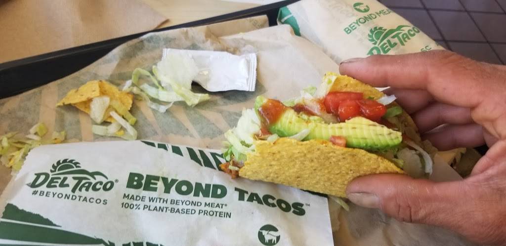 Del Taco | meal takeaway | 570 E Bromley Ln, Brighton, CO 80601, USA | 3036541186 OR +1 303-654-1186