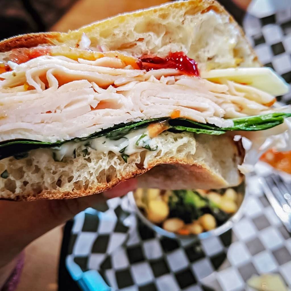 A Common Table | restaurant | 3496 N High St, Columbus, OH 43214, USA | 6148241887 OR +1 614-824-1887