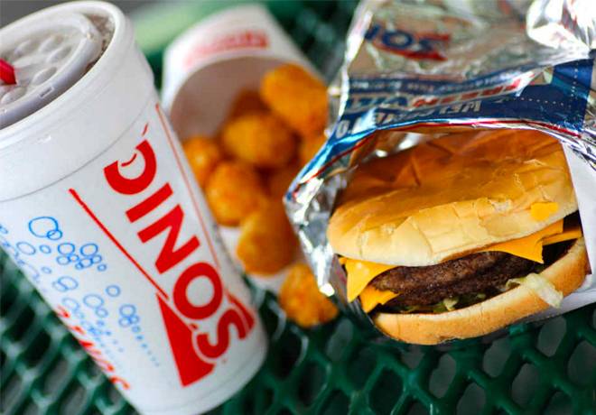 Sonic Drive-In | restaurant | 9300 N Rockwell Ave, Oklahoma City, OK 73132, USA | 4057209292 OR +1 405-720-9292