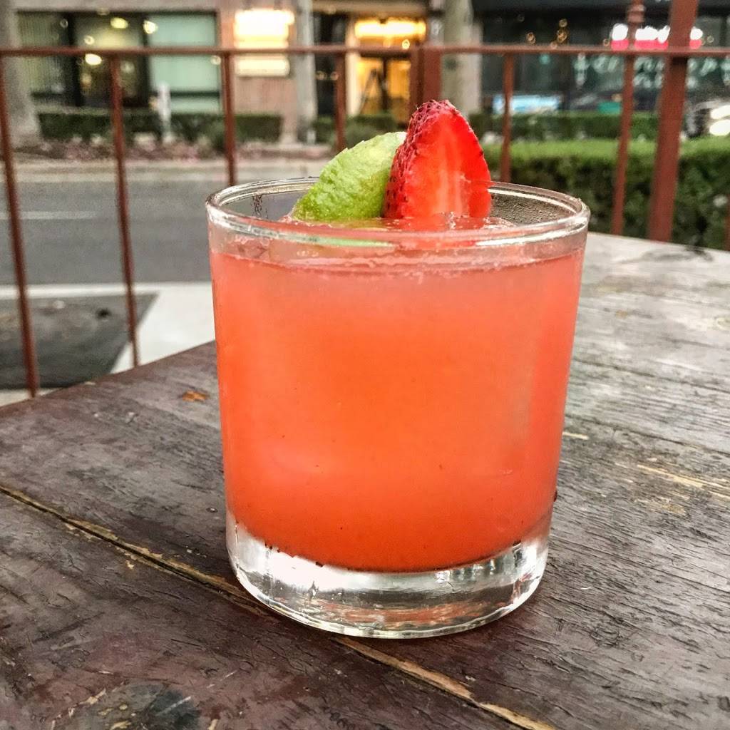 Hidalgo’s Cocina & Cócteles | restaurant | 305 N Harbor Blvd #111, Fullerton, CA 92832, USA | 7144473202 OR +1 714-447-3202